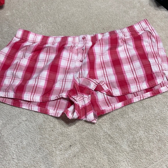 Girls shorts - Picture 1 of 3